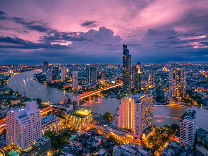 Bangkok Th Hero.BCOyx021